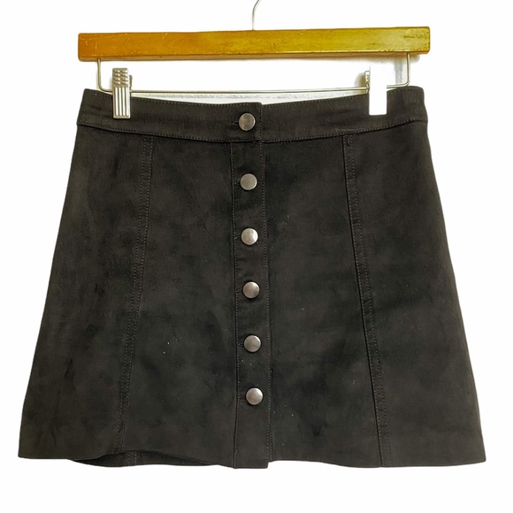 Zara Dresses & Skirts - ZARA SUEDE BUTTON MINI SKIRT BLACK